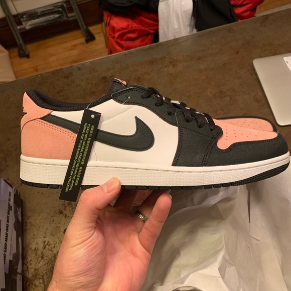 Jordan 1 Retro low og “Bleached Coral” DEADSTOCK RARE SIZE - Picture 9 of 15